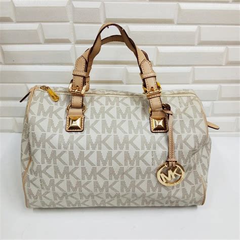 michael kors imitation handbags malaysia|faux michael kors handbags.